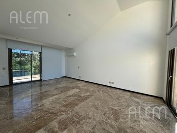 Casa en venta en Saint Thomas Este, Canning