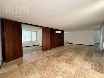 Casa en venta en Saint Thomas Este, Canning