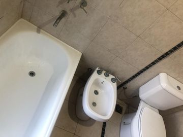 Casa en Alquiler en 13/517 y 518 Manuel B Gonnet - Alberto Dacal Propiedades