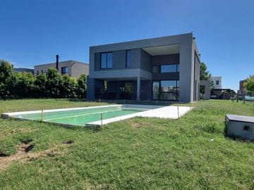 Casa en Barrio San Matías a LA LAGUNA