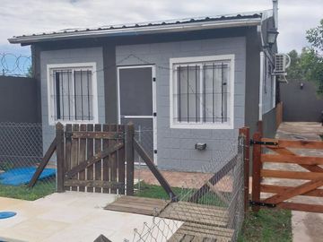 CASA CON PILETA EN BARRIO ASTOLFI II-PILAR