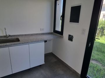 Casa en Barrio San Matías a la LAGUNA