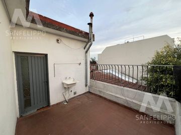 Departamento en  Alquiler - 2 Dormitorios - Wilde, Avellaneda