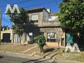 Departamento en  Alquiler - 2 Dormitorios - Wilde, Avellaneda