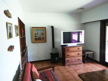 Casa  con 5 dormitorios y pileta  en Venta en la Horqueta, San Isidro