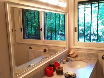 Casa  con 5 dormitorios y pileta  en Venta en la Horqueta, San Isidro