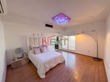 CASA EN VENTA EN LA RIOJA PONIENTE RESIDENCIAL