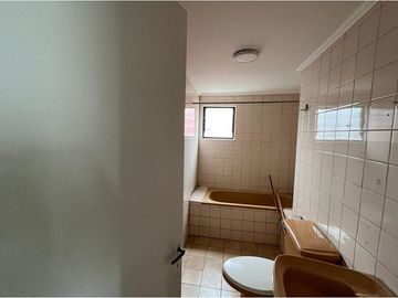 Se Vende Casa de 2 pisos en Alameda de Talca