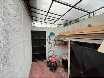 Se Vende Casa de 2 pisos en Alameda de Talca