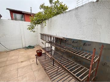 Se Vende Casa de 2 pisos en Alameda de Talca