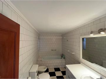 Se Vende Casa de 2 pisos en Alameda de Talca