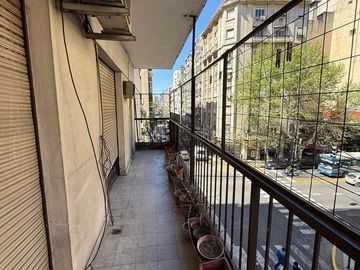 Venta de departamento 3 ambientes en Balvanera