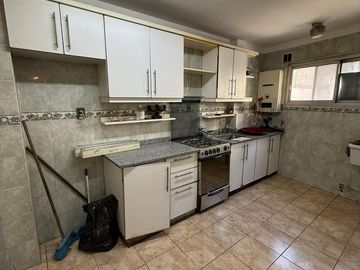 Venta de departamento 3 ambientes en Balvanera