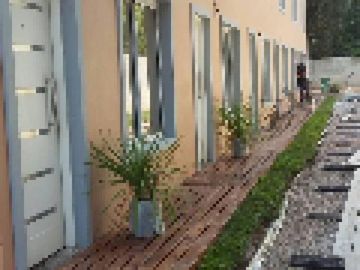 VENTA DUPLEX 2 DORM. EN BARRIO LOS JAZMINES