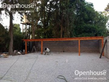 VENTA DUPLEX 2 DORM. EN BARRIO LOS JAZMINES