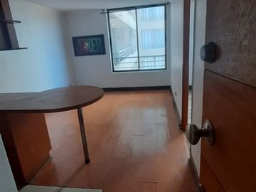Departamento en Venta en Calle Bellavista, frente a las canchas de tenis.