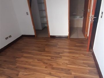 Departamento en Venta en Calle Bellavista, frente a las canchas de tenis.