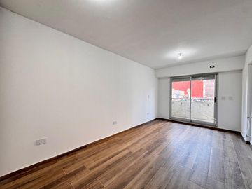VENTA - Departamento a estrenar de dos dormitorios con balcón al norte y cochera. Lourdes, Rosario.