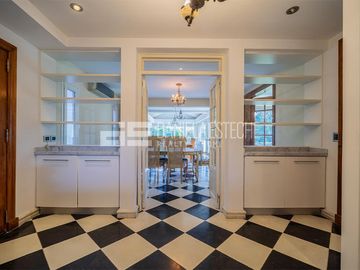 D. Esteche Realty - Ayres de Pilar Impecable casa