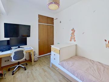 MODERNO Departamento TIPO PH de 3 ambientes con balcón al frente en Villa Ortuzar - VENTA -