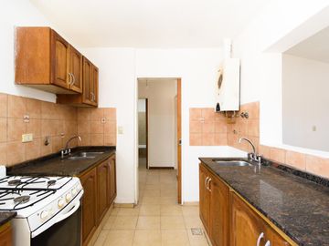 Casa de dos dormitorios a metros de Circunvalación