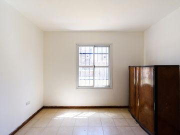 Casa de dos dormitorios a metros de Circunvalación