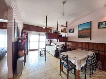 Excelente dpto 2 ambientes con vista panoramica al mar!!