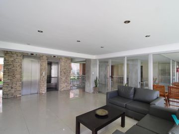 Departamento 3 ambientes en venta en Castelar , cochera, baulera, apto crédito