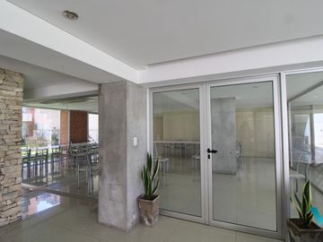 Departamento 3 ambientes en venta en Castelar , cochera, baulera, apto crédito