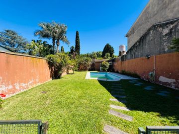 Chalet 3 ambientes en venta en Martinez