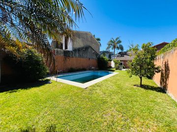 Chalet 3 ambientes en venta en Martinez