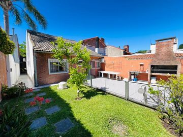 Chalet 3 ambientes en venta en Martinez