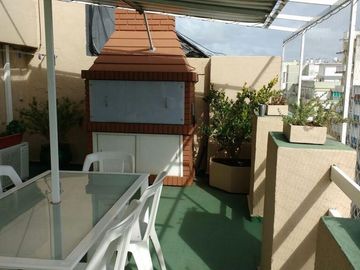 DEPARTAMENTO TIPO PENTHOUSE 4 AMBIENTES CON TERRAZA Y PARRILLA