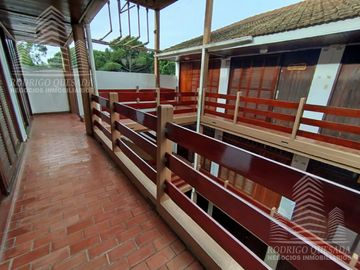 Excelente departamento 3 ambientes con balcón!!