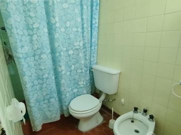 Excelente departamento 3 ambientes con balcón!!