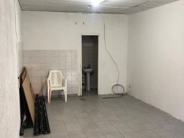 Local en Venta CON RENTA sobre Ruta 26, Barrio Los Cachorros