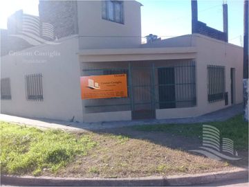 Venta - Casa 4/Cuatro Ambientes - Chilavert, Villa Ballester, General San Martin, Zona Norte