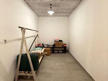 CASA 5 AMBIENTES EN VENTA, PARQUE EXALTACION