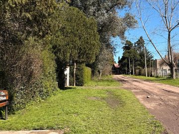 CASA 5 AMBIENTES EN VENTA, PARQUE EXALTACION