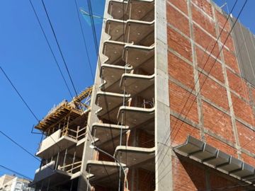 VENTA NE POZO - SEMIPISO 2 AMBIENTES CATEGORIA EN LA PERLA - A METROS DEL MAR