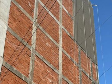 VENTA NE POZO - SEMIPISO 2 AMBIENTES CATEGORIA EN LA PERLA - A METROS DEL MAR