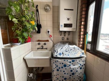 VENTA DEPARTAMENTO 4 AMBIENTES CON COCHERA