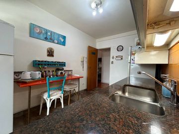 VENTA DEPARTAMENTO 4 AMBIENTES CON COCHERA