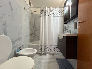 VENTA DEPARTAMENTO 4 AMBIENTES CON COCHERA