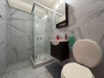 VENTA DEPARTAMENTO 4 AMBIENTES CON COCHERA