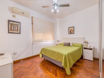 VENTA CASA 4 AMB HAEDO C/ PATIO COCHERA Y PARRILLA