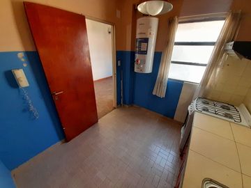 DEPARTAMENTO 3 AMB SIN EXPENSAS CASEROS CENTRO