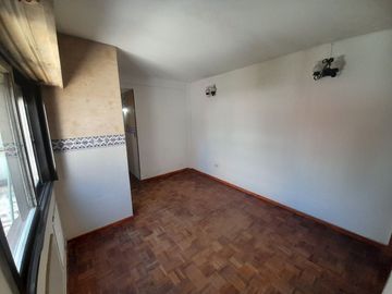 DEPARTAMENTO 3 AMB SIN EXPENSAS CASEROS CENTRO