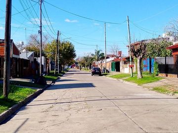 Venta de vivienda multifamiliar en W. Morris