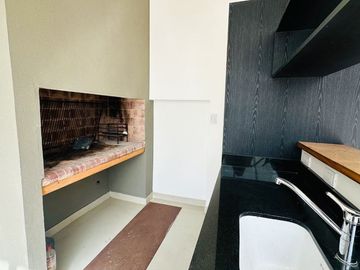 Venta Casa a Estrenar 4 Amb Terraza y Cochera